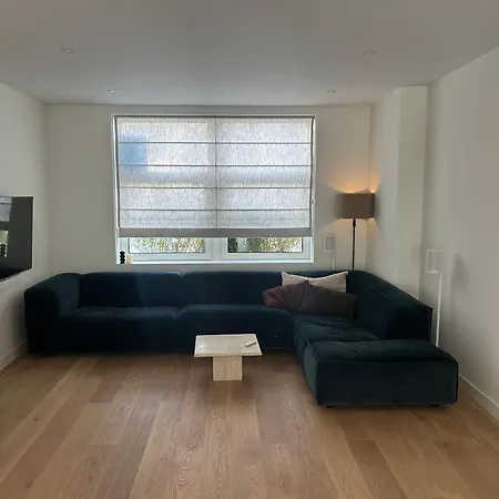 Spacious And Lovely Lägenhet Amsterdam