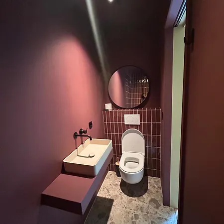 Spacious And Lovely Lägenhet *